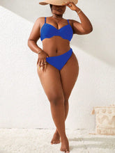 Biquíni Plus Size- Elegância Minimalista para o Verão G